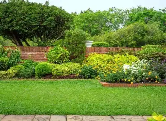 landscaping services Hurstbourne